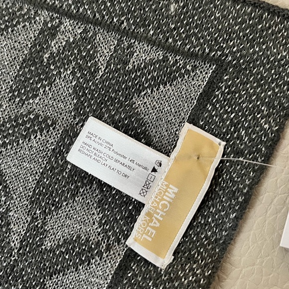 NWT - Michael Kors Logo Scarf ( we have a beanie to match) - Picture 2 of 2